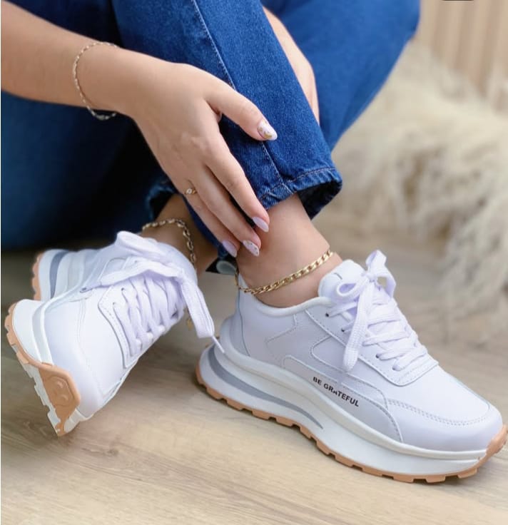 gid://shopify/MediaImage/24692324466782